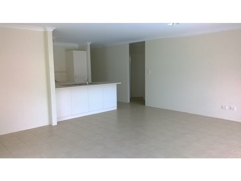 17 ASTROLABE WAY, Swan View WA 6056