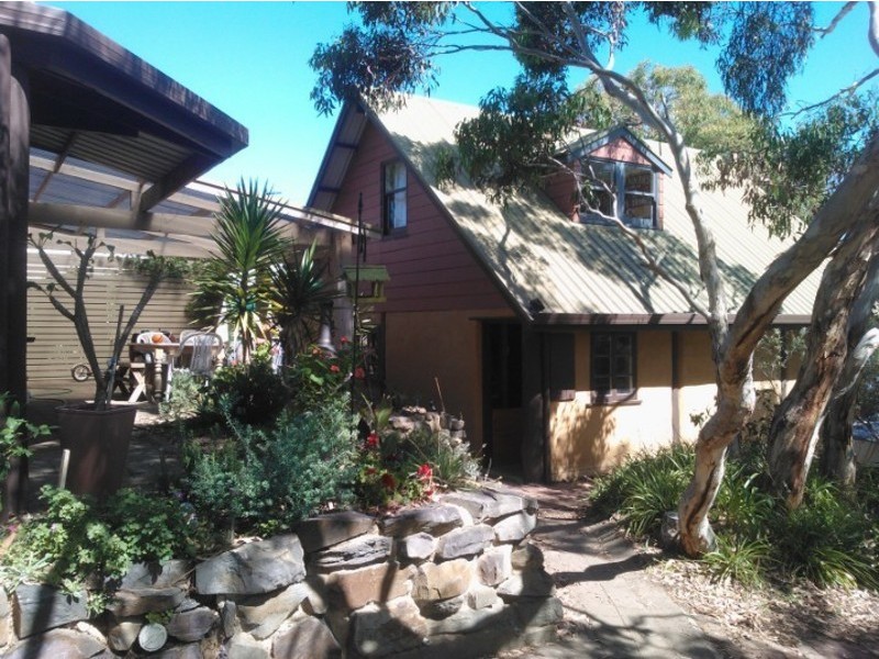 20 Dene Avenue, Victor Harbor SA 5211