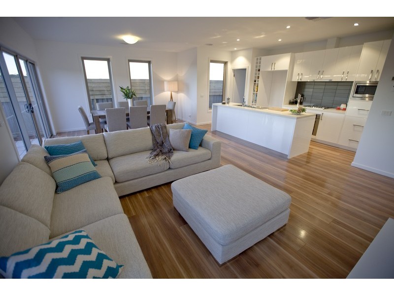 5/15 Bourbon Way, Waurn Ponds VIC 3216