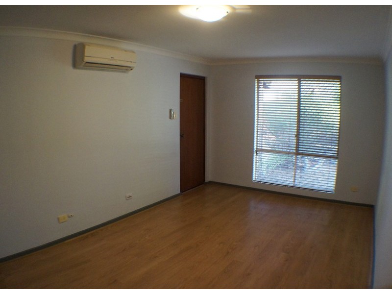 1/284 Grand Prom, Dianella WA 6059