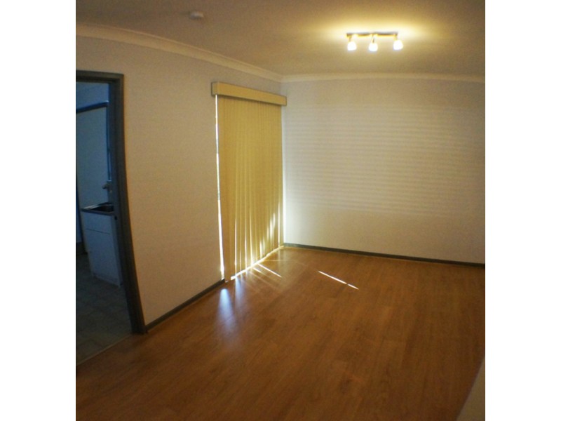 1/284 Grand Prom, Dianella WA 6059