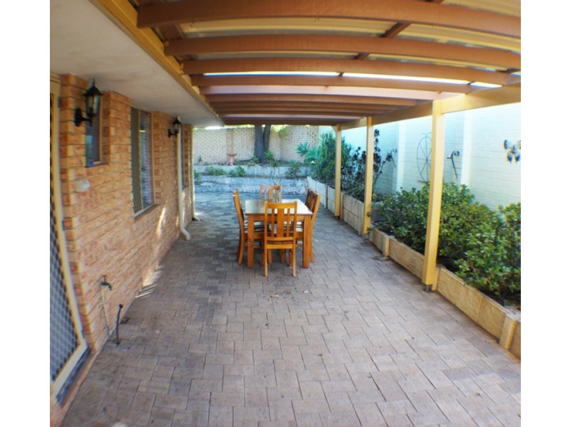 1/284 Grand Prom, Dianella WA 6059