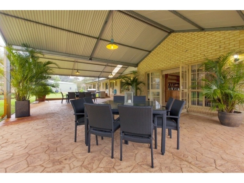 83 Fergusson Close, West Swan WA 6055