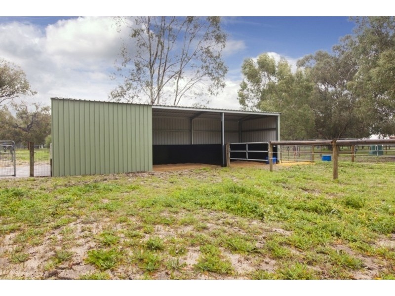 83 Fergusson Close, West Swan WA 6055