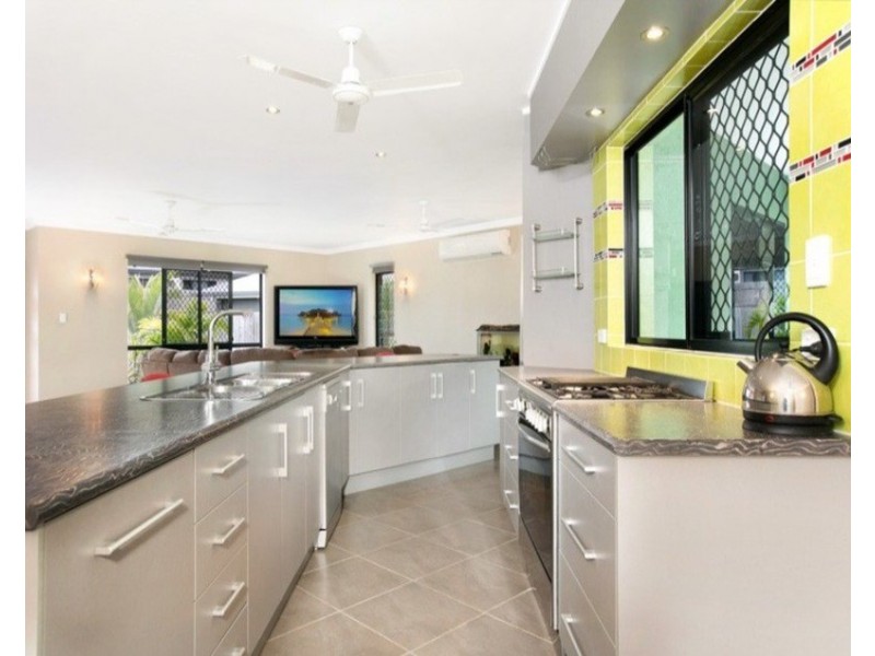 13 Mauro Close, Bentley Park QLD 4869