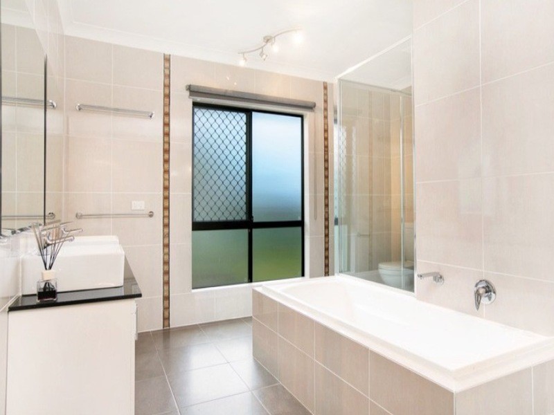 13 Mauro Close, Bentley Park QLD 4869