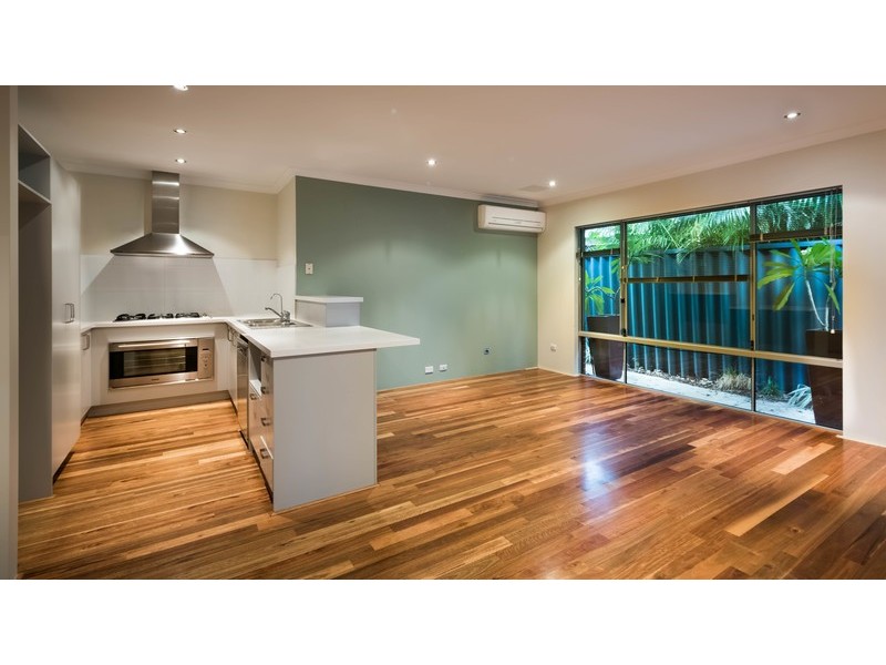 28A Chadwick Street, Hilton WA 6163