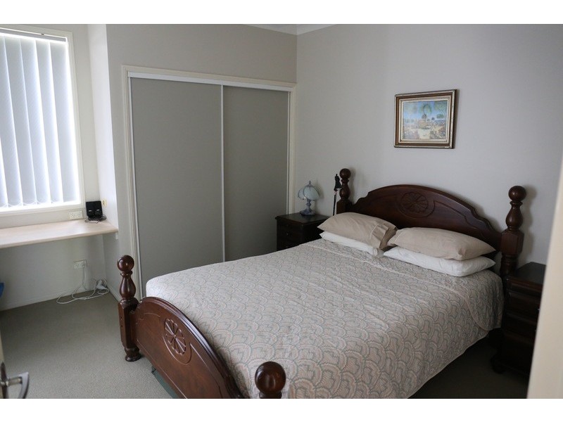 8 Mahogany Drive, Albany Creek QLD 4035