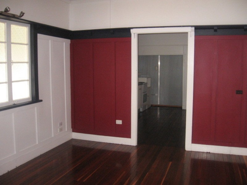 73 Ruby, Emerald QLD 4720