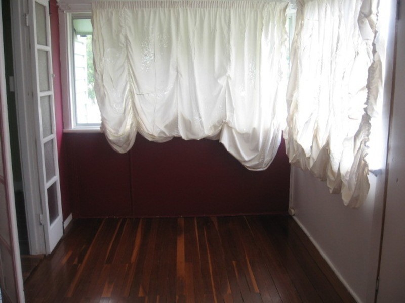 73 Ruby, Emerald QLD 4720