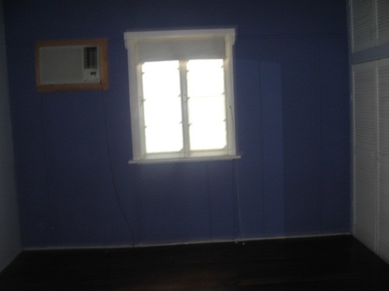 73 Ruby, Emerald QLD 4720