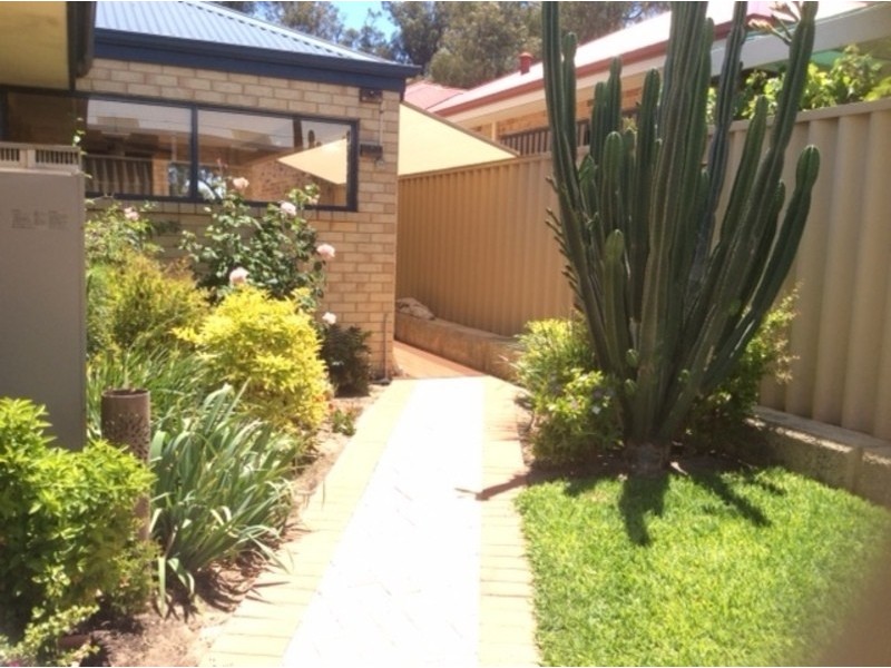 6 Greeson parkway, Secret Harbour WA 6173