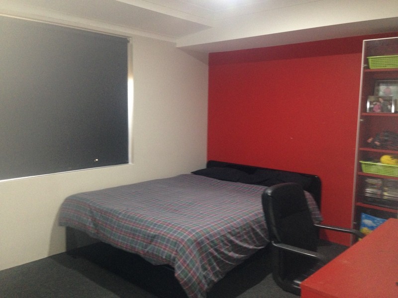 28 Kelang Rd, Wattle Grove WA 6107