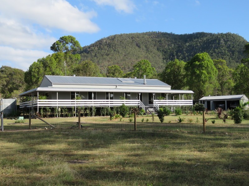 1455  Neurum Road, Mount Archer QLD 4514