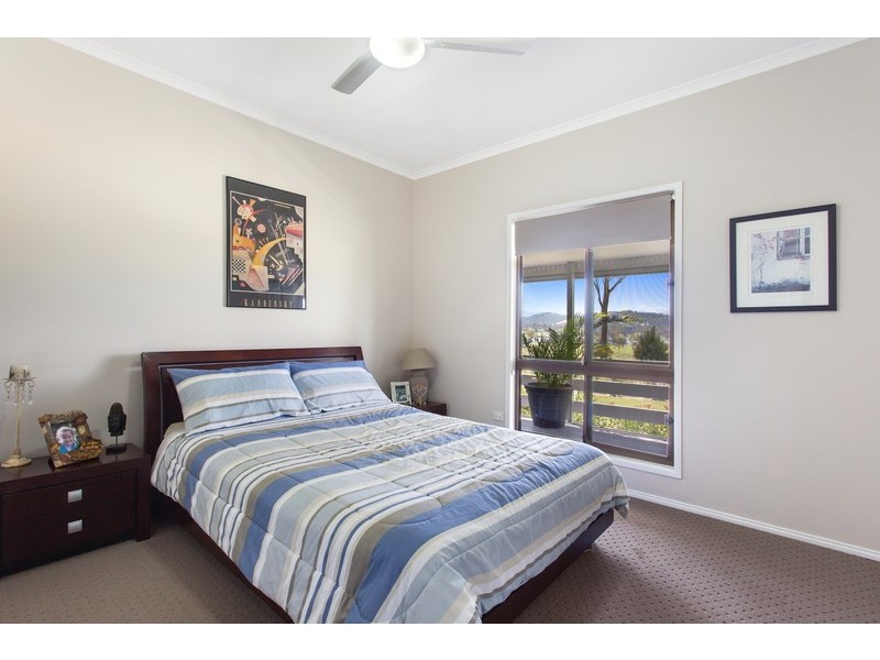 1455  Neurum Road, Mount Archer QLD 4514