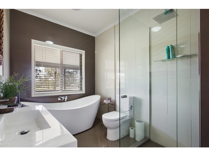 1455  Neurum Road, Mount Archer QLD 4514