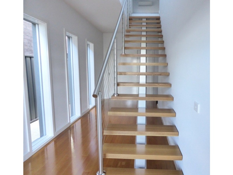 30 Brunton Ave, Caroline Springs VIC 3023