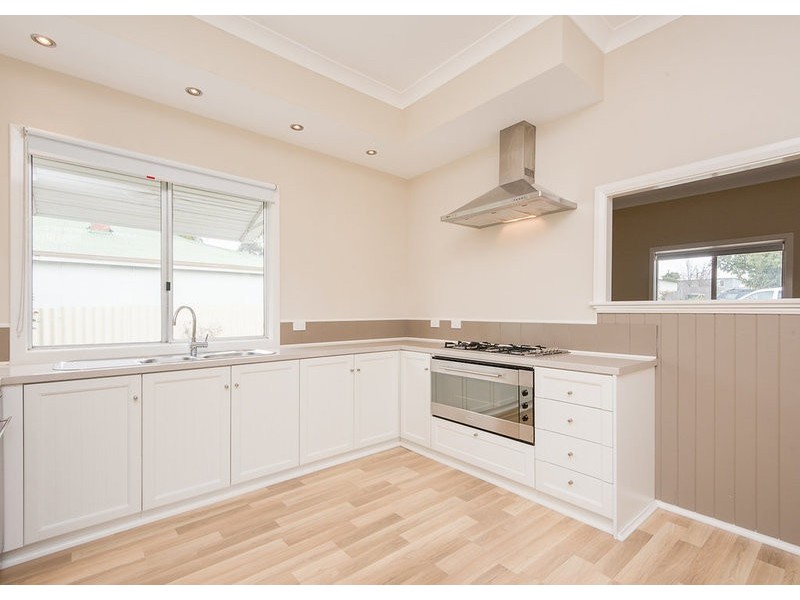 21 Lawley Street, Collie WA 6225