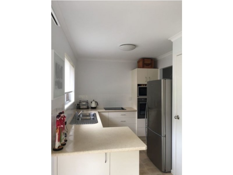 10 Donatello Street, Fig Tree Pocket QLD 4069