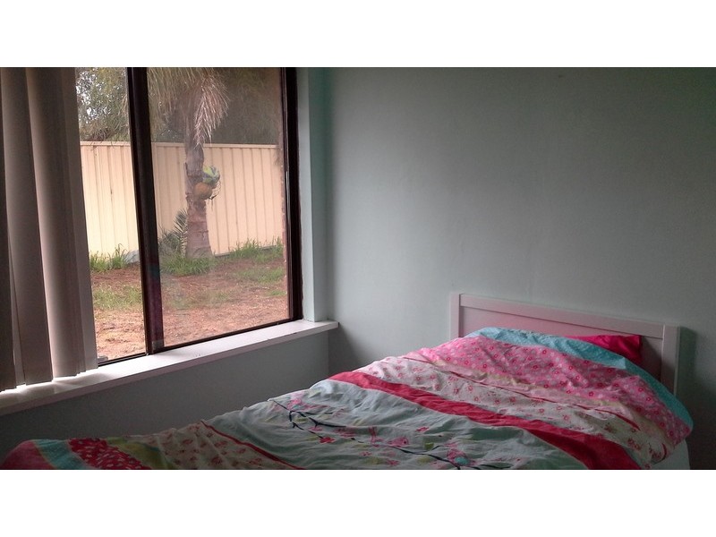 11 Maclaggan Turn, Coodanup WA 6210