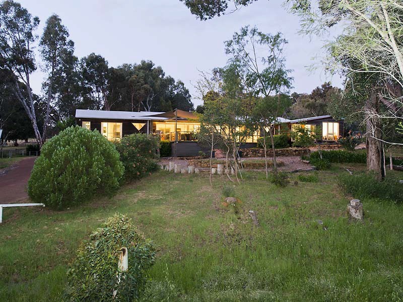 61 Lewis Road, Serpentine WA 6125