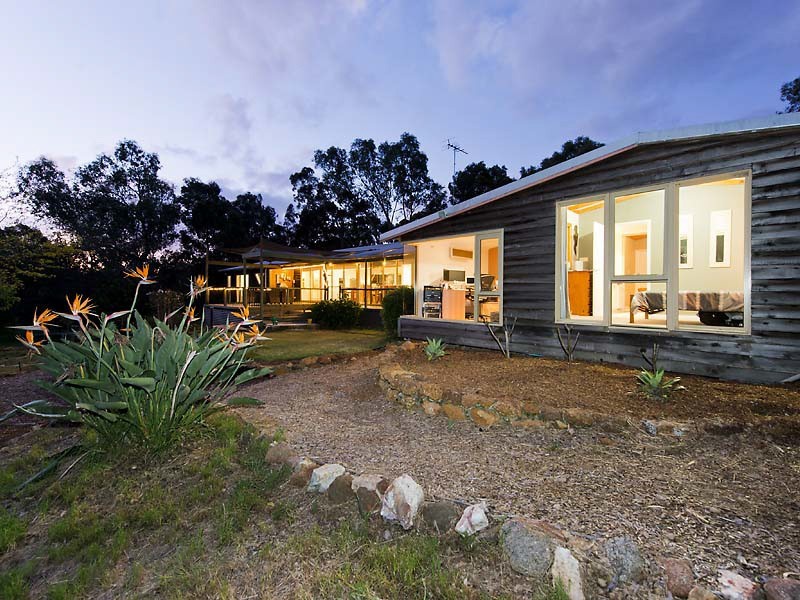 61 Lewis Road, Serpentine WA 6125