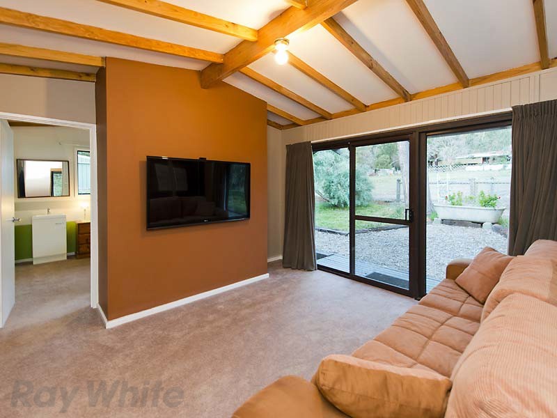 61 Lewis Road, Serpentine WA 6125