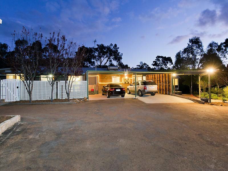 61 Lewis Road, Serpentine WA 6125
