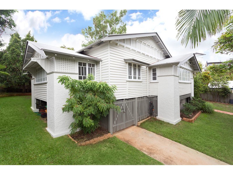 25 Devon Street, Annerley QLD 4103
