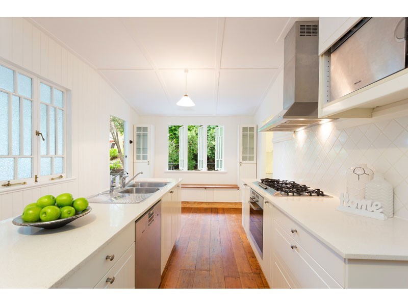 25 Devon Street, Annerley QLD 4103