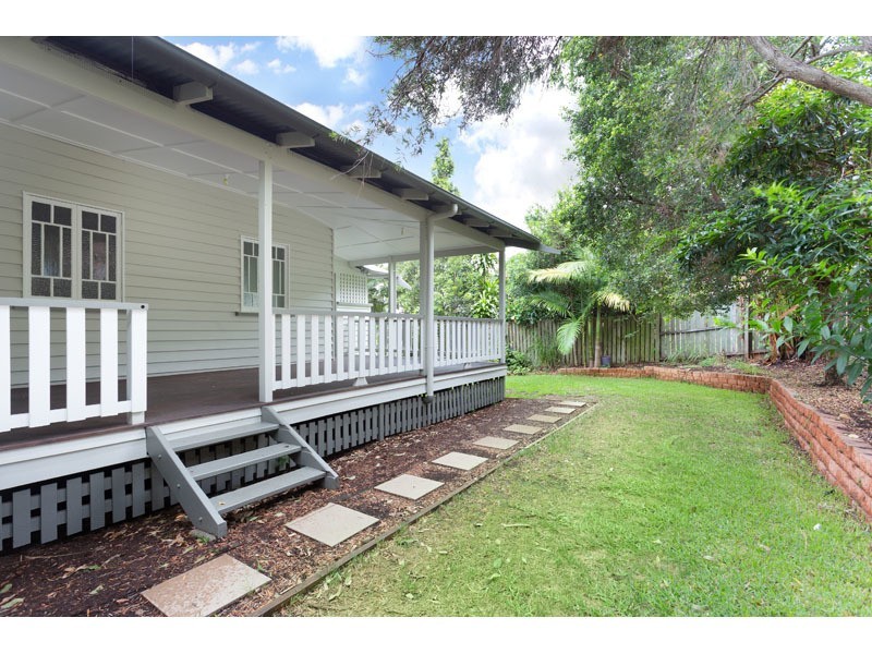 25 Devon Street, Annerley QLD 4103