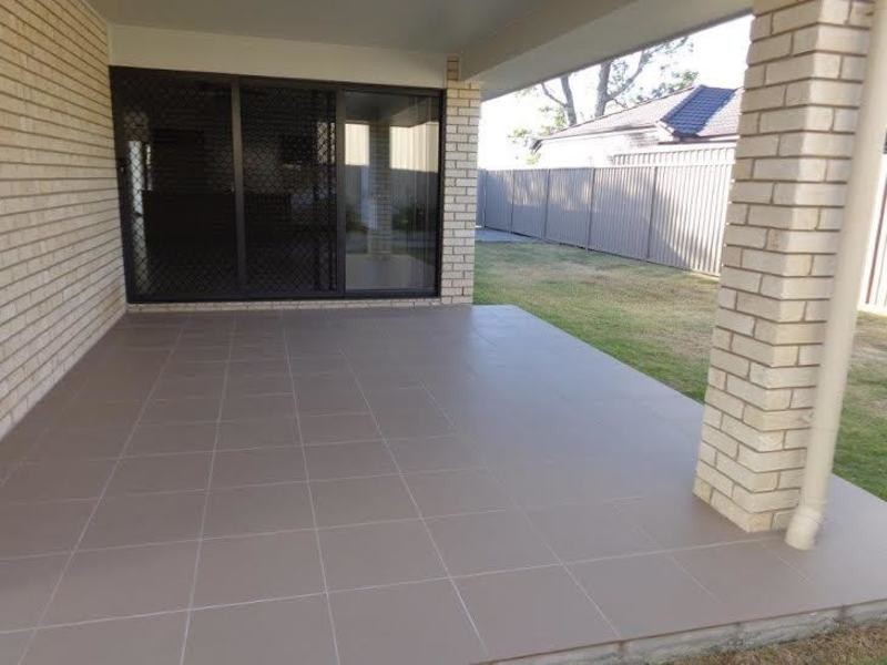 86 Carinyan Drive, Birkdale QLD 4159