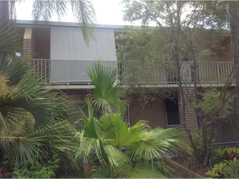 5 Angie court, Mermaid Waters QLD 4218