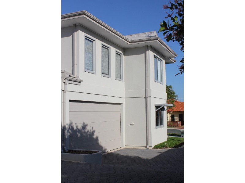 1/17 Leichardt Street, St James WA 6102