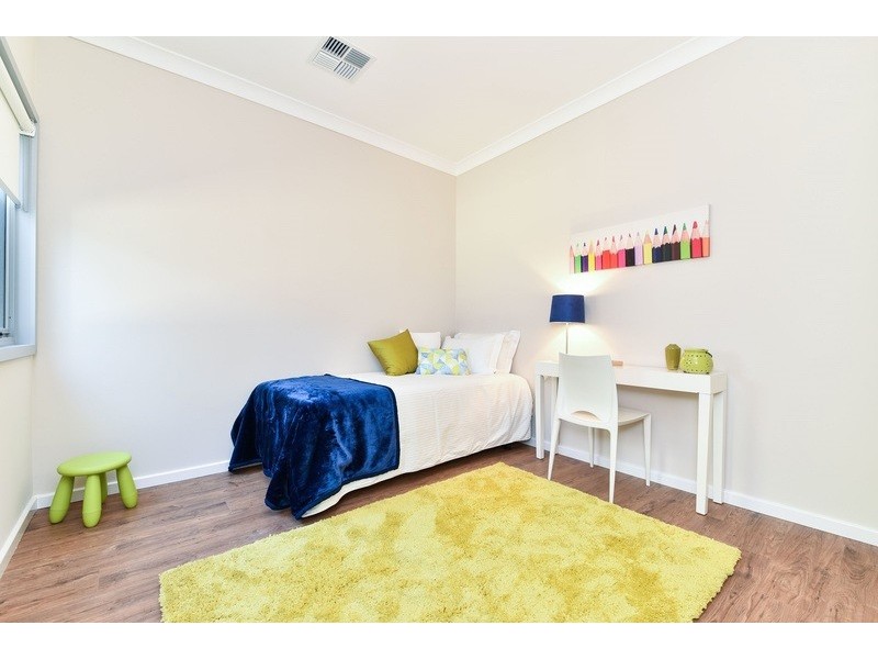 1/17 Leichardt Street, St James WA 6102