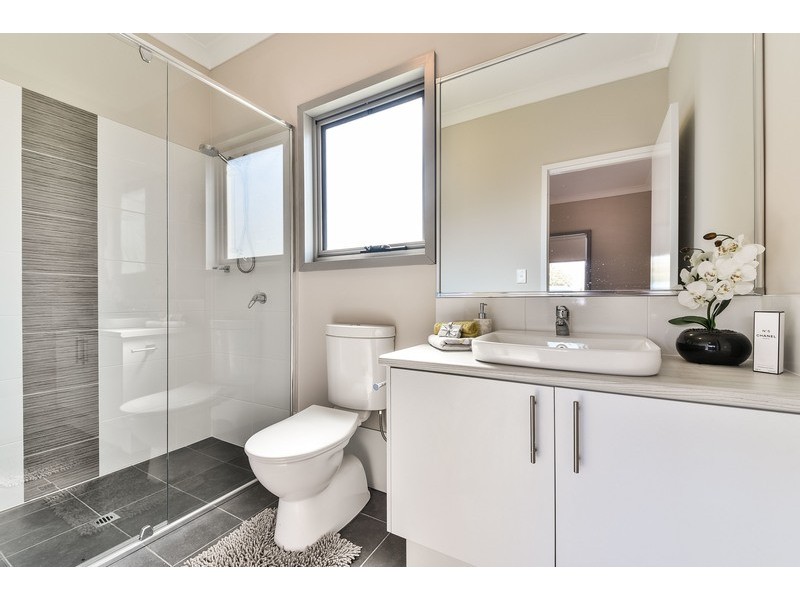 1/17 Leichardt Street, St James WA 6102