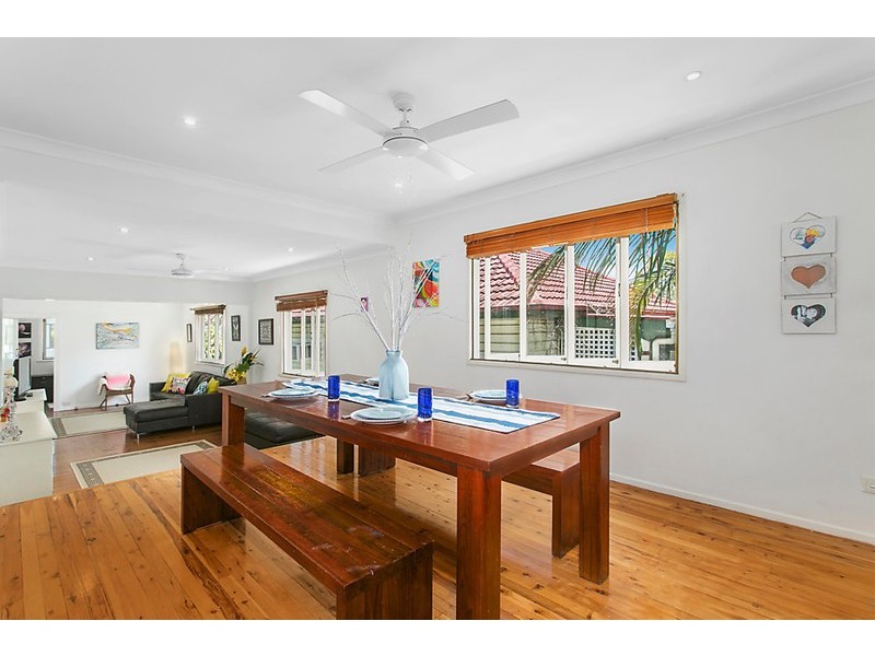 12 Bird Street, Manly QLD 4179