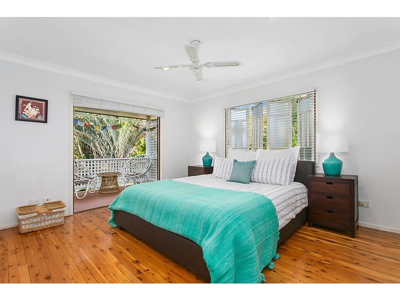 12 Bird Street, Manly QLD 4179