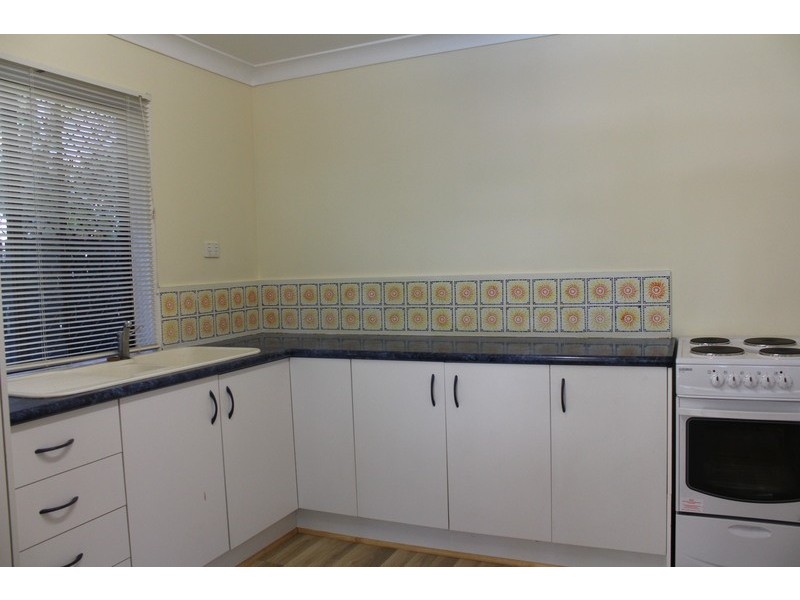 12 Bird Street, Manly QLD 4179