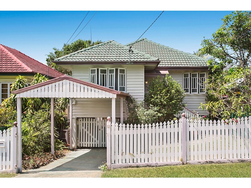 12 Bird Street, Manly QLD 4179
