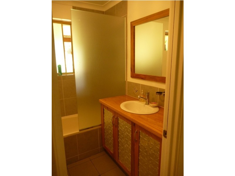 25  Chiltern rd, Denmark WA 6333