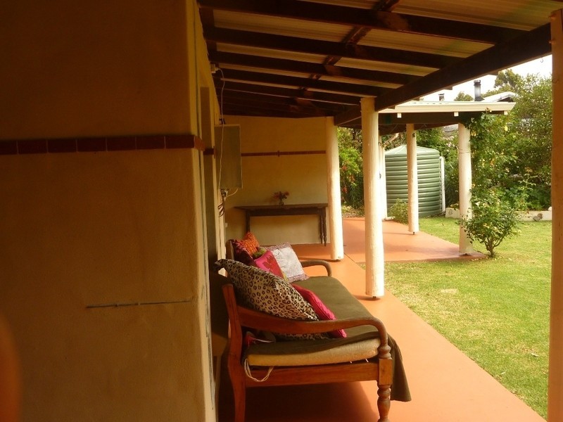 25  Chiltern rd, Denmark WA 6333