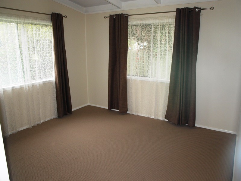 28 John St, Caboolture South QLD 4510