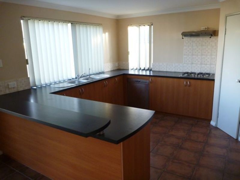 45 Lautoka Rise, Mindarie WA 6030