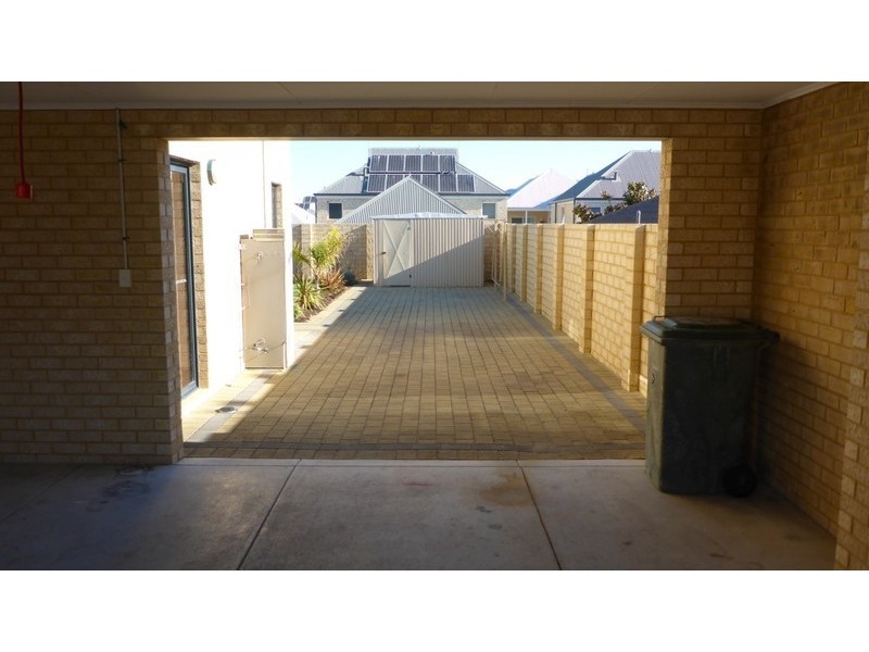 45 Lautoka Rise, Mindarie WA 6030