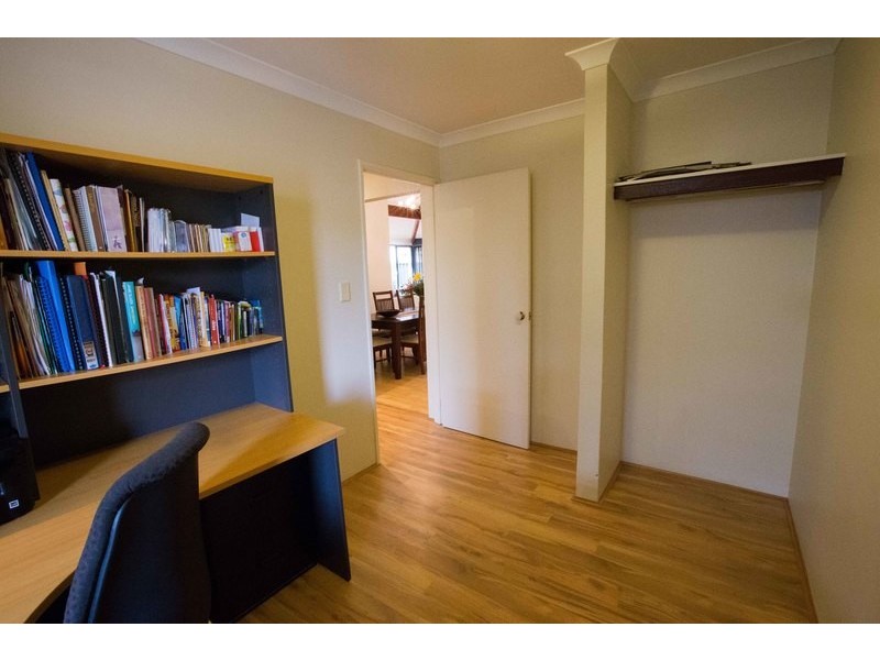 11 Klem Ave, Redcliffe WA 6104