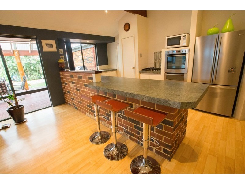 11 Klem Ave, Redcliffe WA 6104