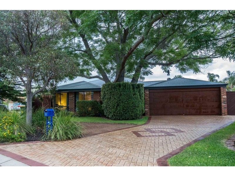 11 Klem Ave, Redcliffe WA 6104