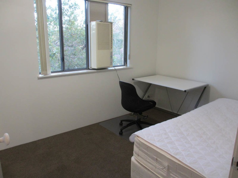 83/300 Sir Fred Schonell Drive, St Lucia QLD 4067