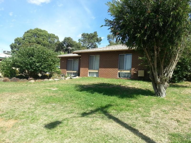 89 Cammillo Road, Camillo WA 6111